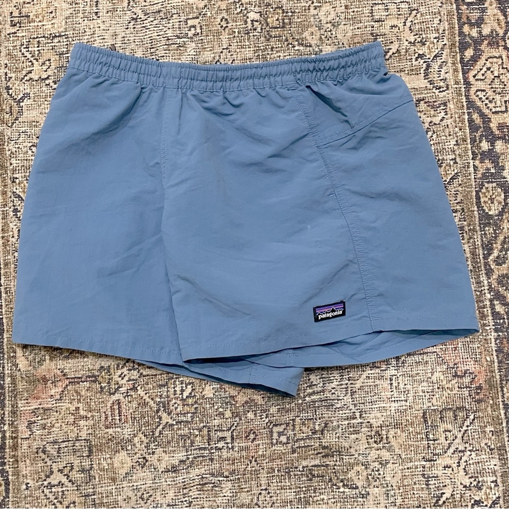Patagonia Women’s 4” Shorts Size S - Picture 3 of 9